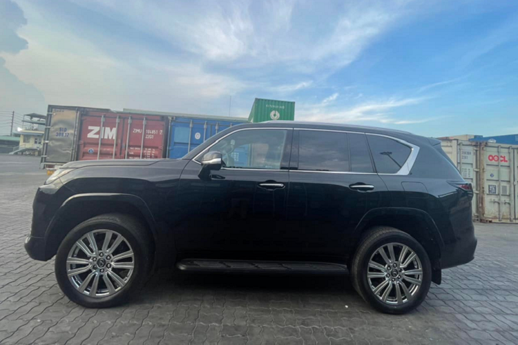 Tan thay SUV hang sang Lexus LX600 2022 hon 13 ty tai Viet Nam-Hinh-9