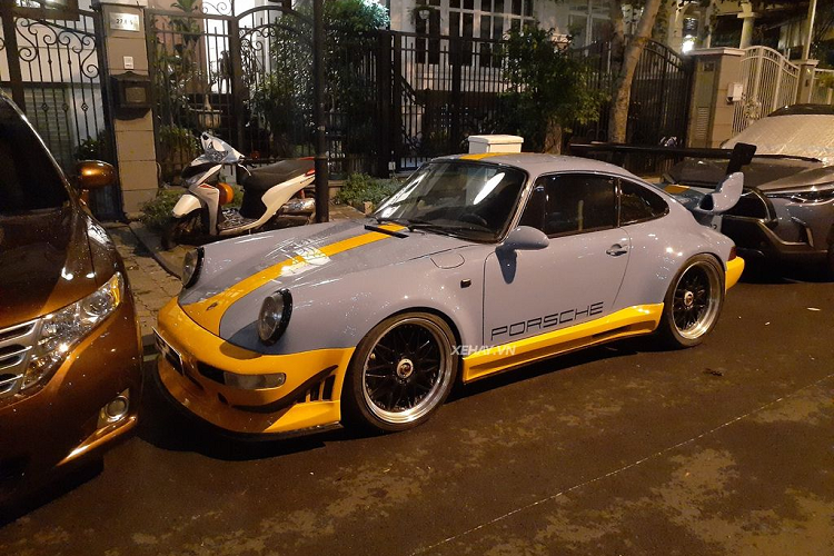 Bat gap sieu xe Porsche 930 Turbo dau tien tai Viet Nam do RUF