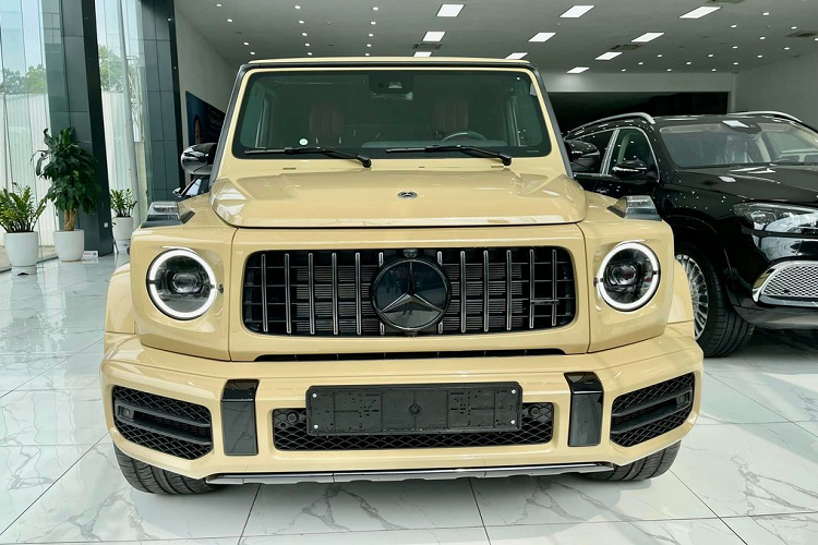 Mercedes-AMG G63 hon 10 ty ve Viet Nam, mau son gia 150 trieu dong-Hinh-2