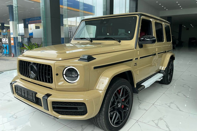 Mercedes-AMG G63 hon 10 ty ve Viet Nam, mau son gia 150 trieu dong