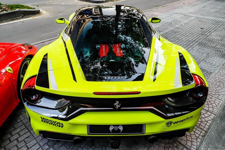 Ferrari 488 GTB mau doc, hon 10 ty ve tay hot girl 9x Dak Lak-Hinh-7