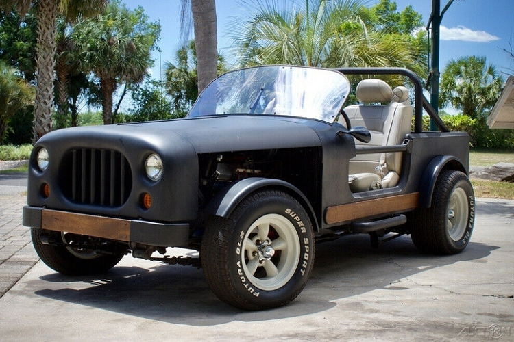 Jeep Wrangler 1988 “thay tim” Ford V8 ban chi hon 400 trieu dong-Hinh-2