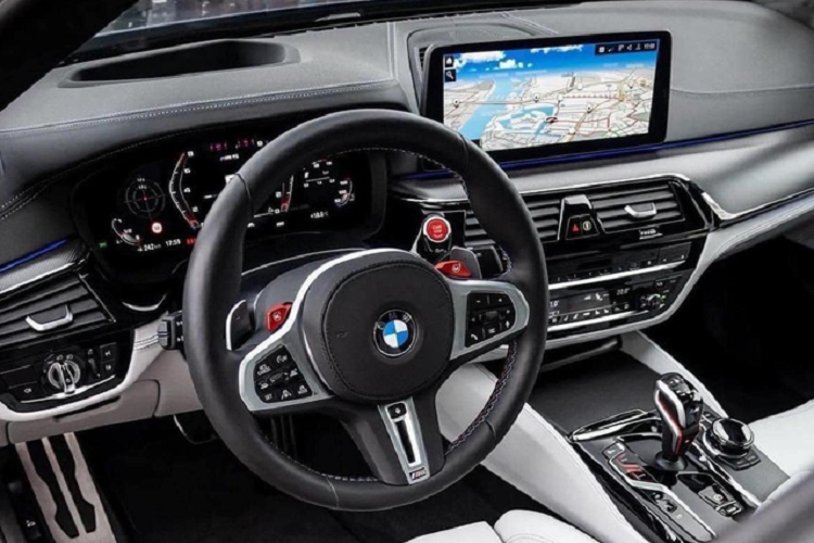 Day la chiec BMW M5 the he moi re nhat danh cho khach Viet-Hinh-2