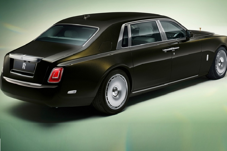 Mam Rolls-Royce Phantom 2023 sieu sang lap len Ghost va Cullinan se ra sao?-Hinh-7