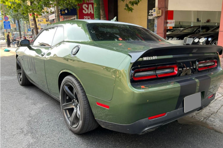 Dodge Challenger Hellcat Redeye trong bo suu tap xe nghin ty cua 