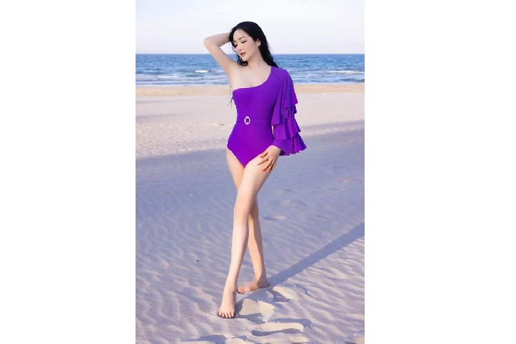 Giang My photoshop mat luon dau goi, mac bikini ngoi kem duyen-Hinh-4