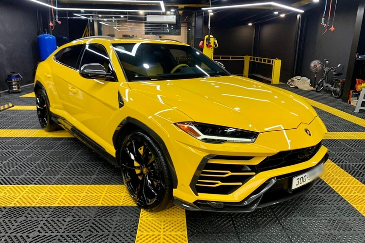 Lamborghini Urus - sieu xe hiem hoi cau ut nha bau Hien khoe tren MXH-Hinh-2