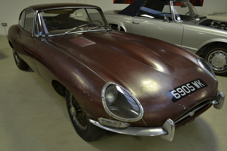 Ngam chiec Jaguar E-Type doi 1963 