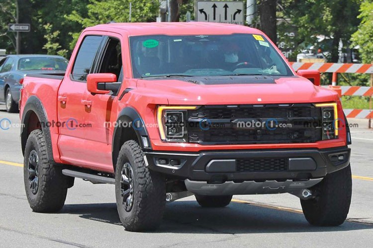 Ford F-150 Raptor R 2023 da san sang 