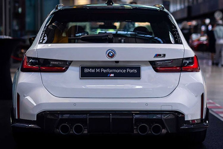 BMW ra mat chi tiet do M Performance 