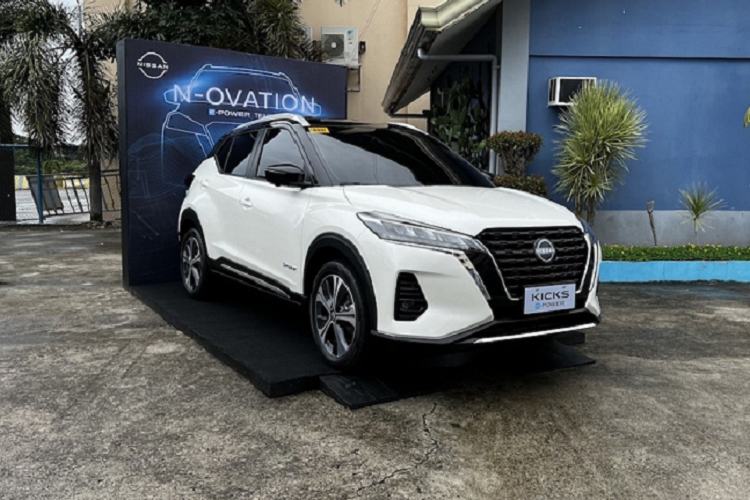 Nissan Kicks e-Power ra mat o Philippines, nguoi Viet cho “dai co“