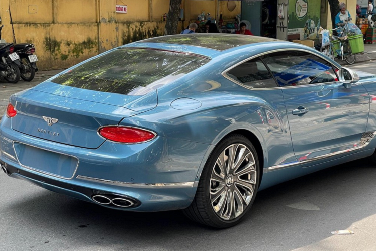 Can canh Bentley Continental GT V8 Mulliner hon 21 ty tai Ha Noi-Hinh-8