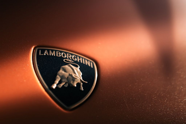 Lamborghini sap ra 3 