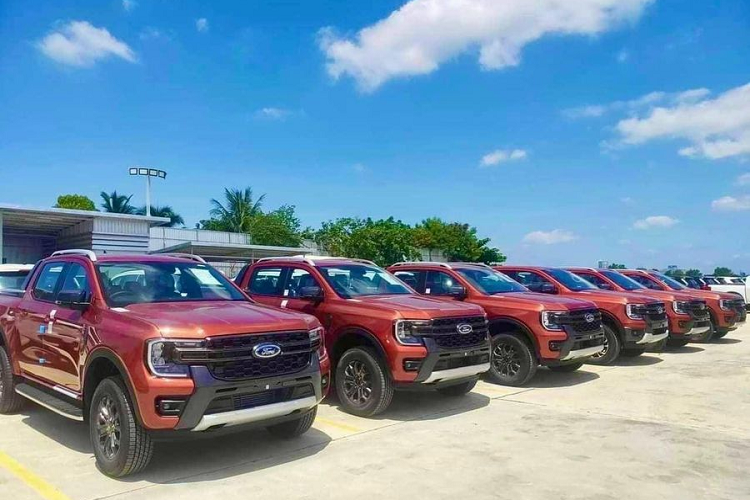 Ford Ranger 2022 chot ngay ban tai Viet Nam, du kien tu 648 trieu