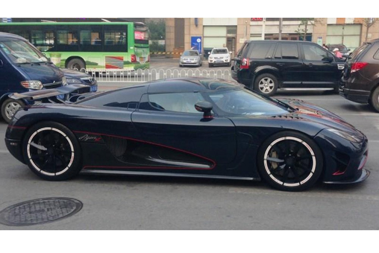 Koenigsegg Agera R doc nhat the gioi tung den Viet Nam gio ra sao?-Hinh-4