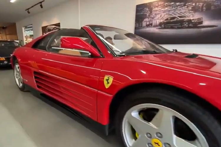 Ferrari 348 TS va F355 Berlinetta 