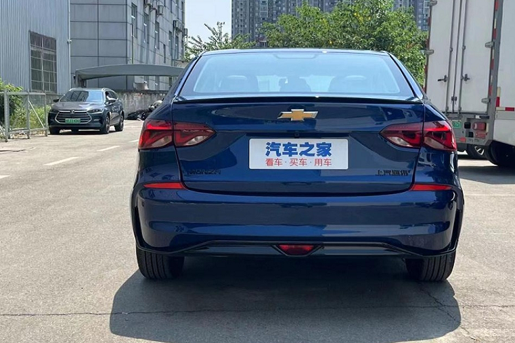 Chi tiet Chevrolet Cruze 2023 sap ra mat, 