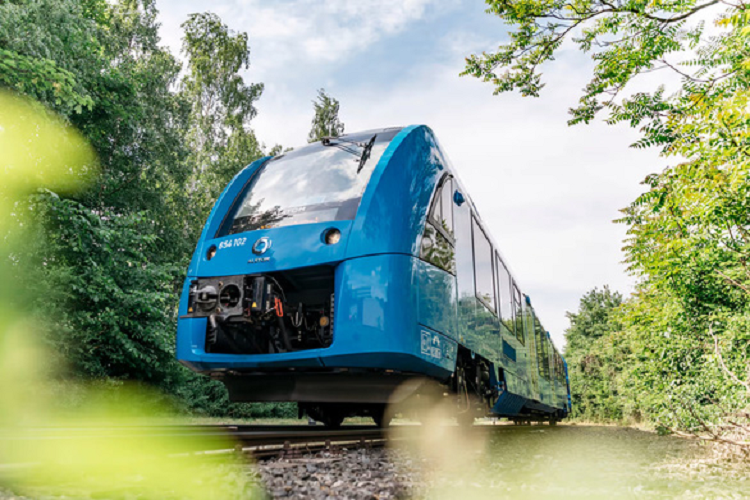 Tau chay nhien lieu hydro dau tien tren the gioi lan banh tai Duc