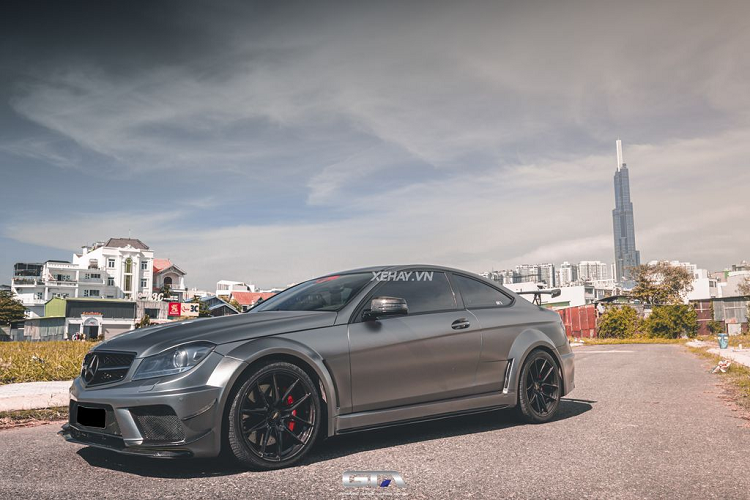 Ngam Mercedes-AMG C63 Coupe Black Series 