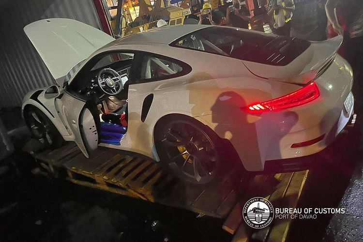 Chiec Porsche 911 GT3 RS hon 5,3 ty dong nhap lau vao Philippines