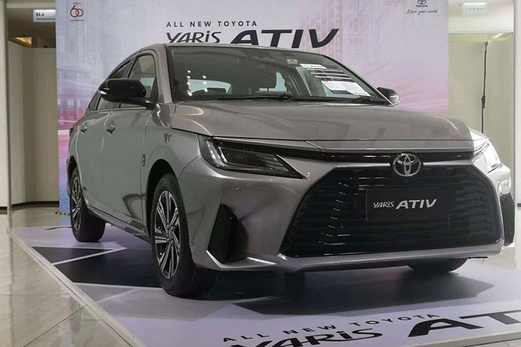 Toyota Vios 2023 gia re, tu 349 trieu dong “chay hang