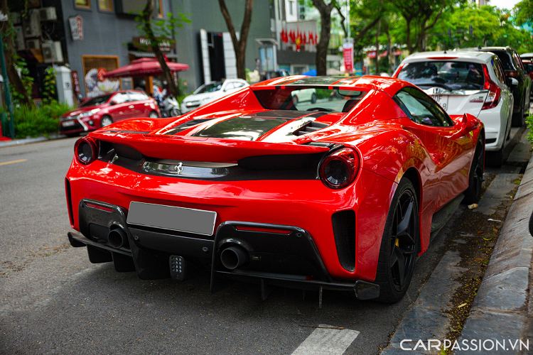 Ferrari 488 Pista Spider khong duoi 30 ty, doc nhat tai Ha Noi-Hinh-12