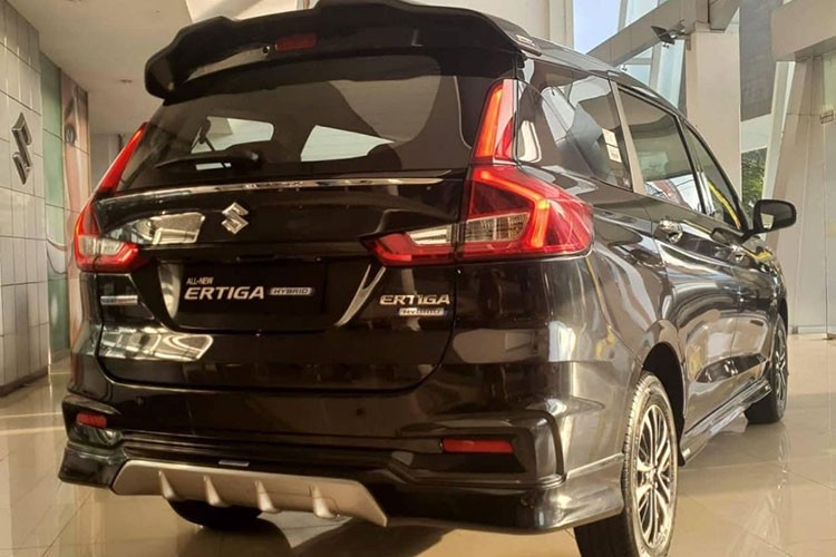 Tan thay Suzuki Ertiga Hybrid 2023 tiet kiem xang tai Viet Nam-Hinh-9