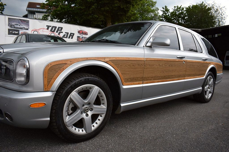 Chiec Bentley Arnage Wagon 