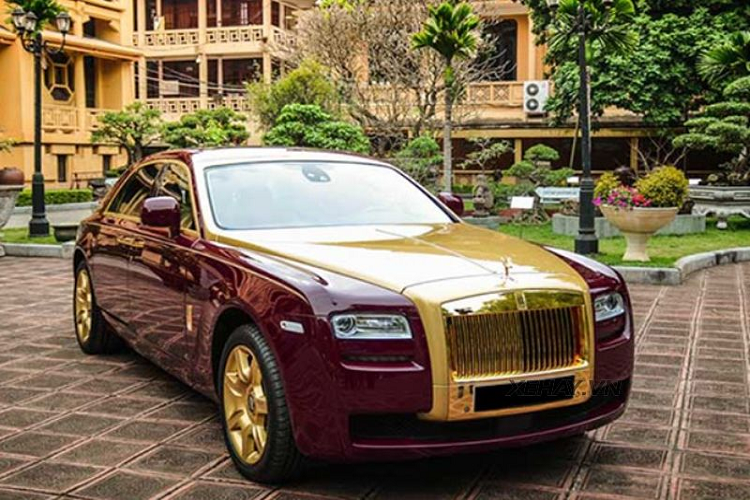 Thong tin dau gia Rolls-Royce Ghost 