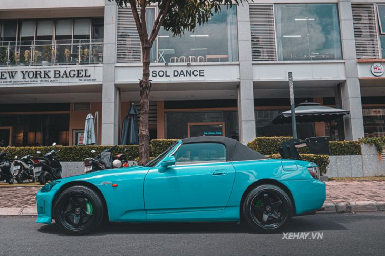 Honda S2000 huyen thoai hon 20 nam tuoi tha dang tren pho Sai Gon-Hinh-7