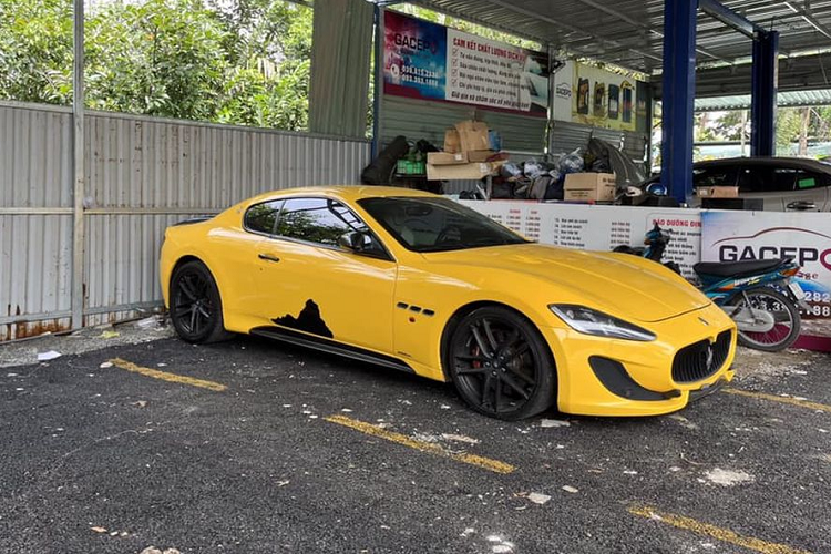 Maserati GranTurismo o Sai Gon bi ngan hang 