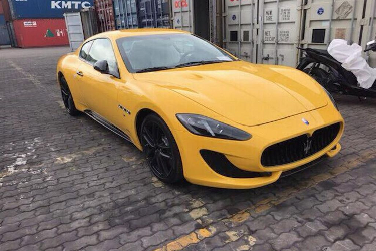 Maserati GranTurismo o Sai Gon bi ngan hang 