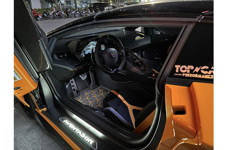 Lamborghini Aventador SVJ Roadster hon  23 ty “quay dau” ve Ha Noi-Hinh-4