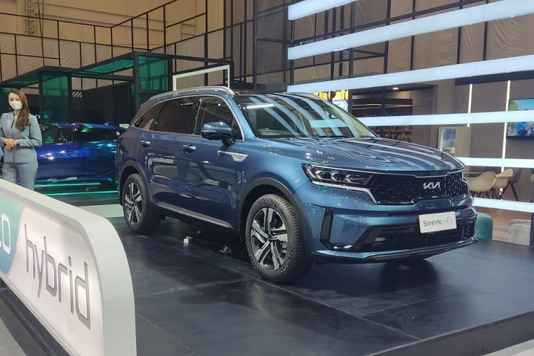 Kia Sorento HEV 2023 