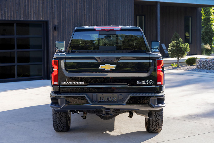 Chevrolet Silverado HD 2024 