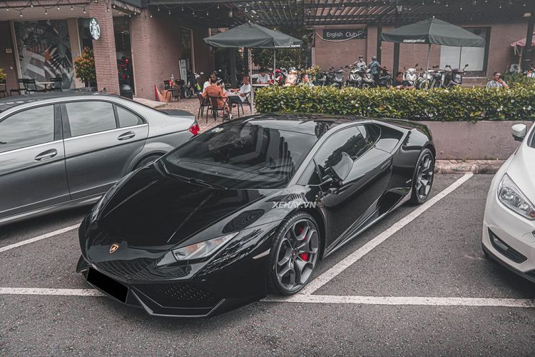 Day la chiec Lamborghini Huracan mau den bong “doc nhat” Viet Nam-Hinh-2