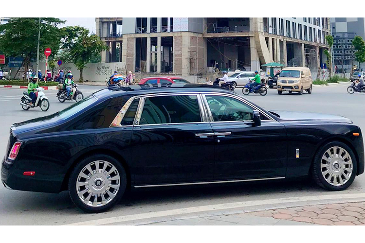 Rolls-Royce Phantom VIII hon 60 ty va dan sieu xe cua dai gia Vung Tau-Hinh-6