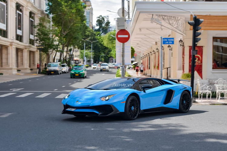 “Tom gon” Lamborghini Aventador SV Coupe hon 30 ty tren pho Sai Gon-Hinh-2