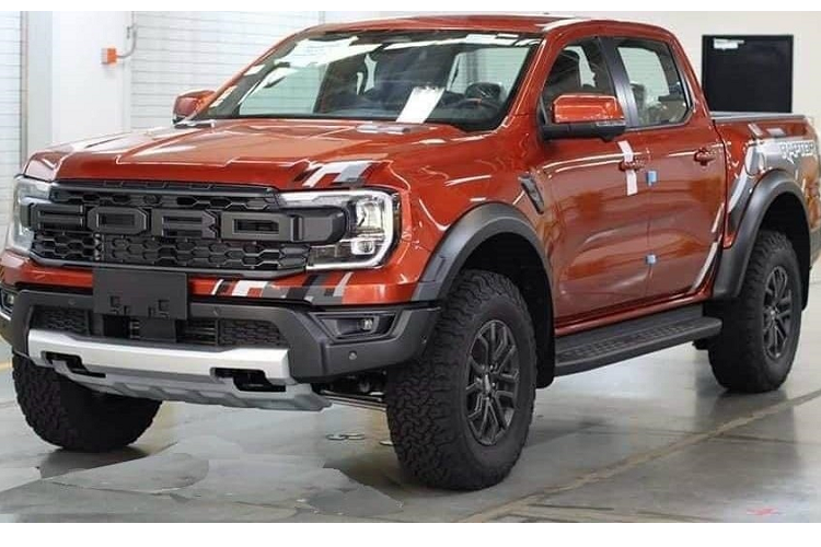 Ford Ranger Raptor 2023 hon 1,3 ty ve Viet Nam cuoi nam nay co gi?-Hinh-4