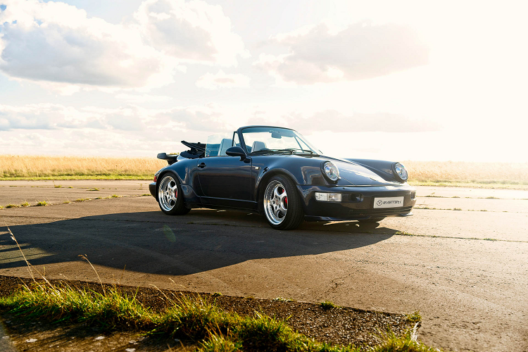 Porsche 964 Widebody Cabriolet duoc Everrati 