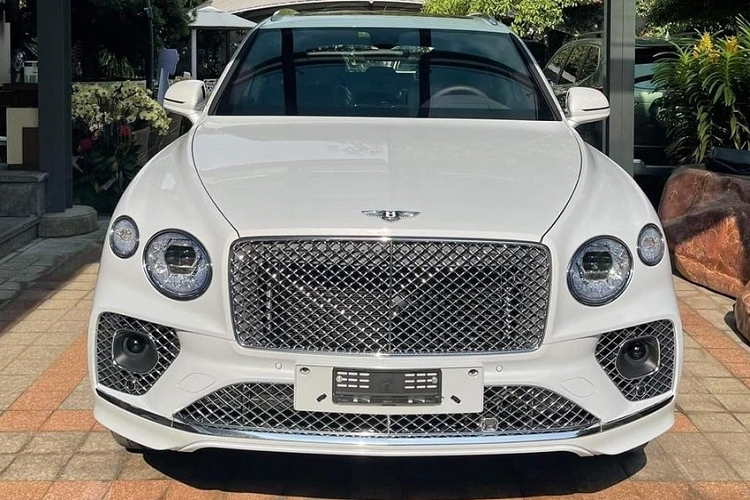 Bentley trieu hoi hon 3.000 xe SUV sieu sang Bentayga loi cam lui-Hinh-2