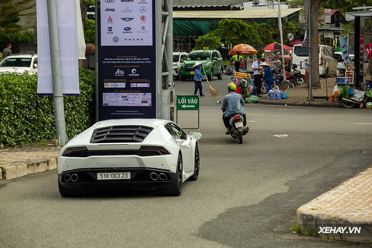 “Bach ma” Lamborghini Huracan hon 15 ty tha dang tai trien lam VMS 2022-Hinh-7