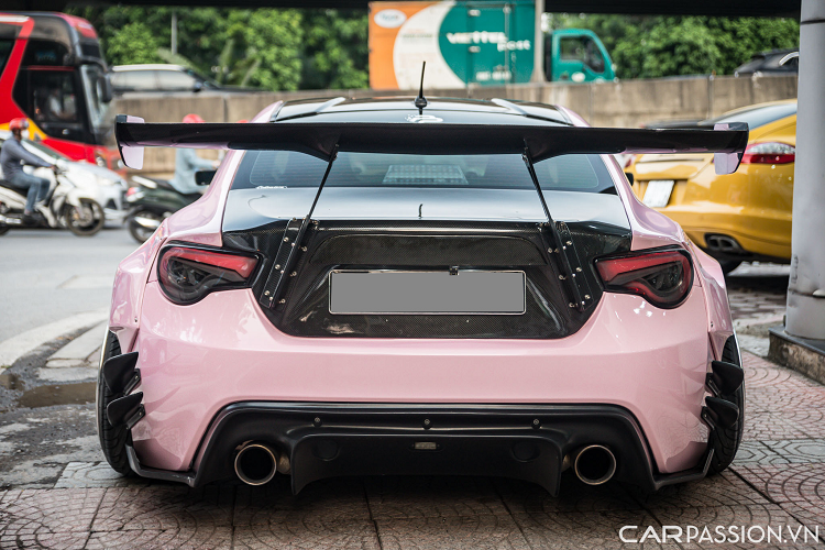 Do widebody hang tram trieu, Toyota GT86 ban lai voi gia Camry “dap hop”-Hinh-16