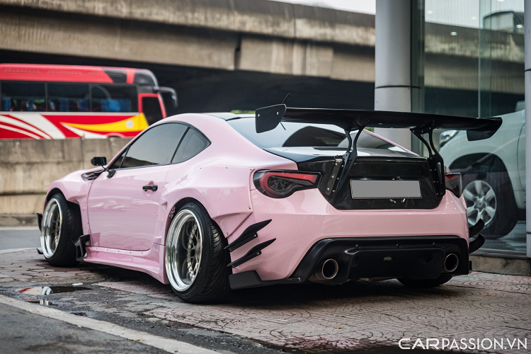 Do widebody hang tram trieu, Toyota GT86 ban lai voi gia Camry “dap hop”-Hinh-3