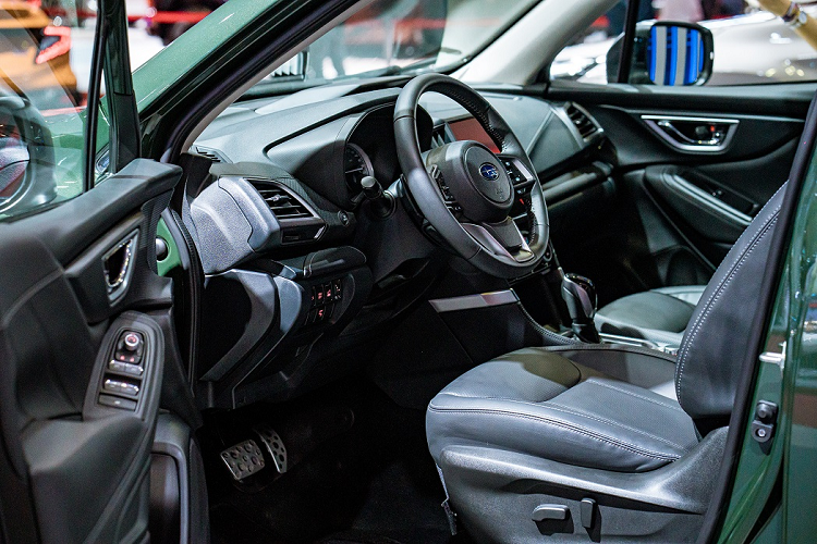 Subaru Forester 2023 vua ra mat, gia ban cu giam cham “day cua day”-Hinh-5
