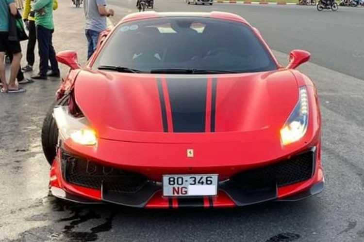 Can canh Ferrari 488 Pista Spider tien ty dam chet nguoi o Ha Noi-Hinh-8