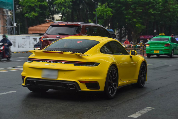 “Tom gon” Porsche 911 Turbo S 992 chinh hang thon 15 ty tai Viet Nam-Hinh-6