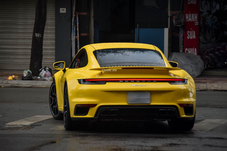 “Tom gon” Porsche 911 Turbo S 992 chinh hang thon 15 ty tai Viet Nam-Hinh-8