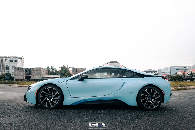 Ngam sieu xe gia re - BMW i8 mau hiem khoe dang o Sai Gon-Hinh-4