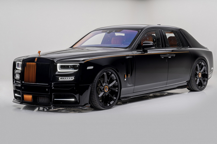 Rolls-Royce Phantom VIII tri gia hon 23,9 ty dong tu hang do Mansory